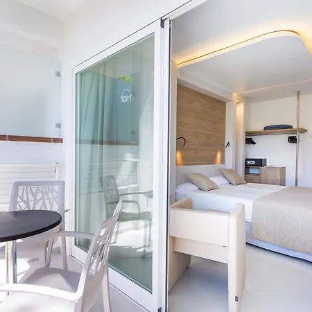 Sirenis Club Siesta فندق